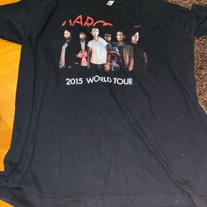 Maroon 5 band tee
